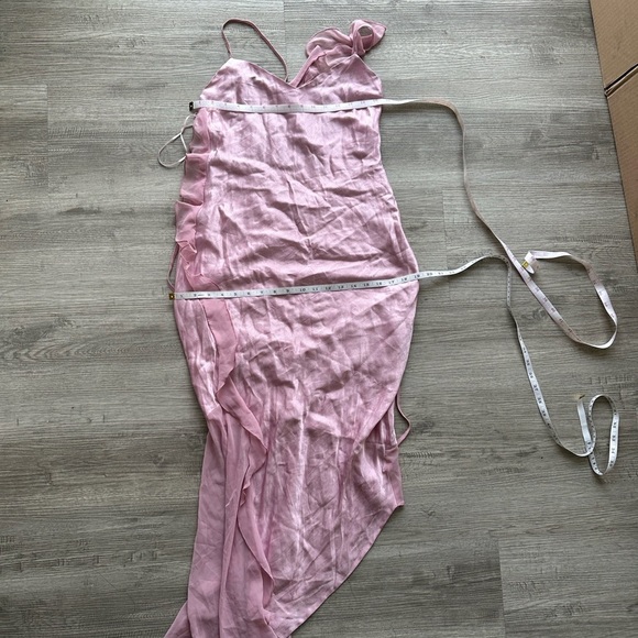 TOPSHOP Asymmetrical Frill Maxi Dress a strappy back and ruffled chiffon accents - Picture 6 of 7